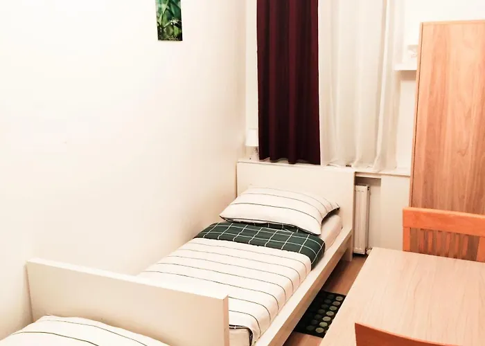 Favorit-Rooms , Metro Connection To Centralstation-Airport And City-Center Wiedeń